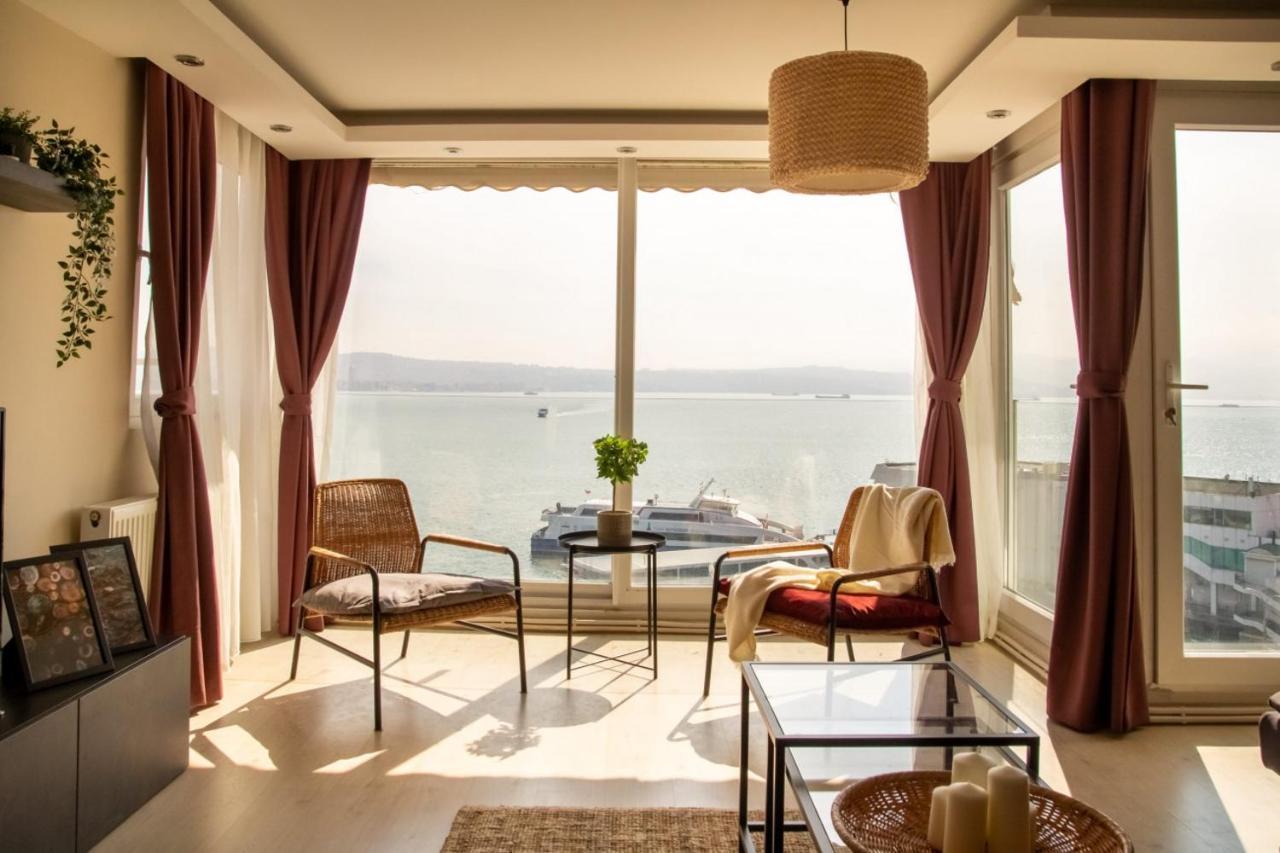 Exceptional Flat With Gorgeous Sea View In Appartement *