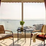 Exceptional Flat With Gorgeous Sea View In Izmir