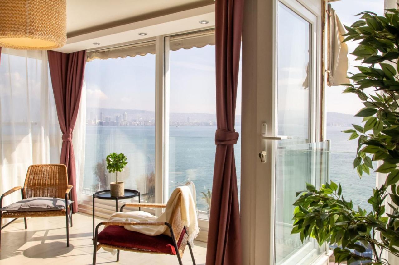 Exceptional Flat With Gorgeous Sea View In * Izmir