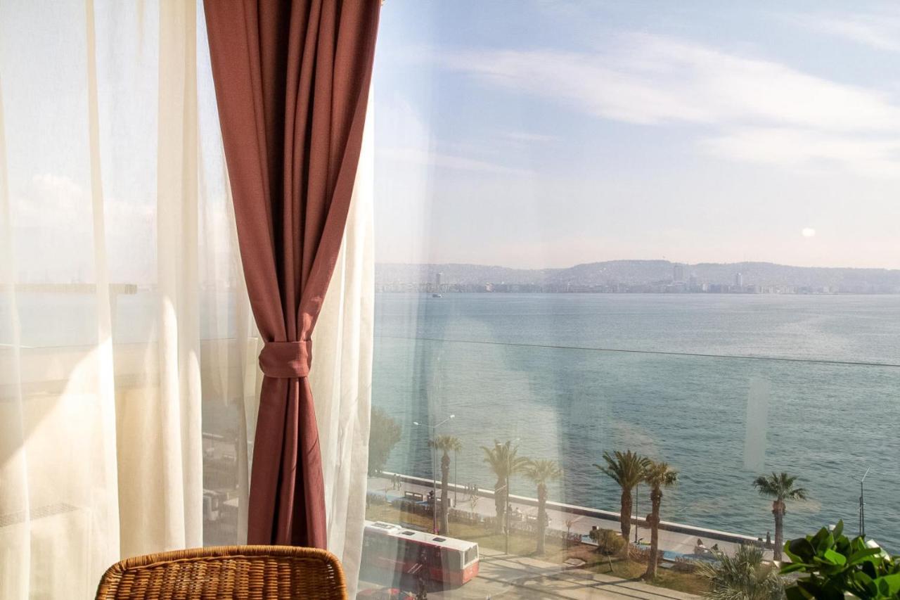Exceptional Flat With Gorgeous Sea View In