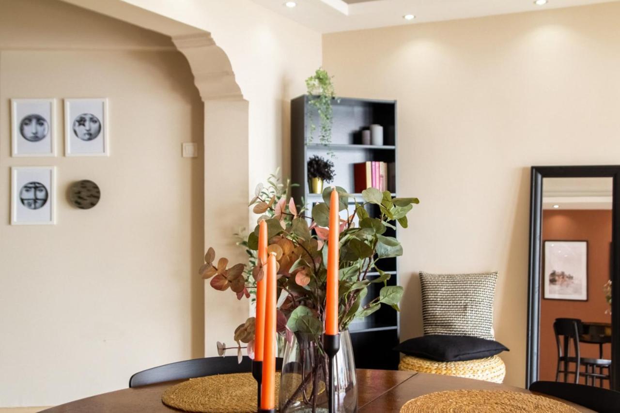 Exceptional Flat With Gorgeous Sea View In Apartment